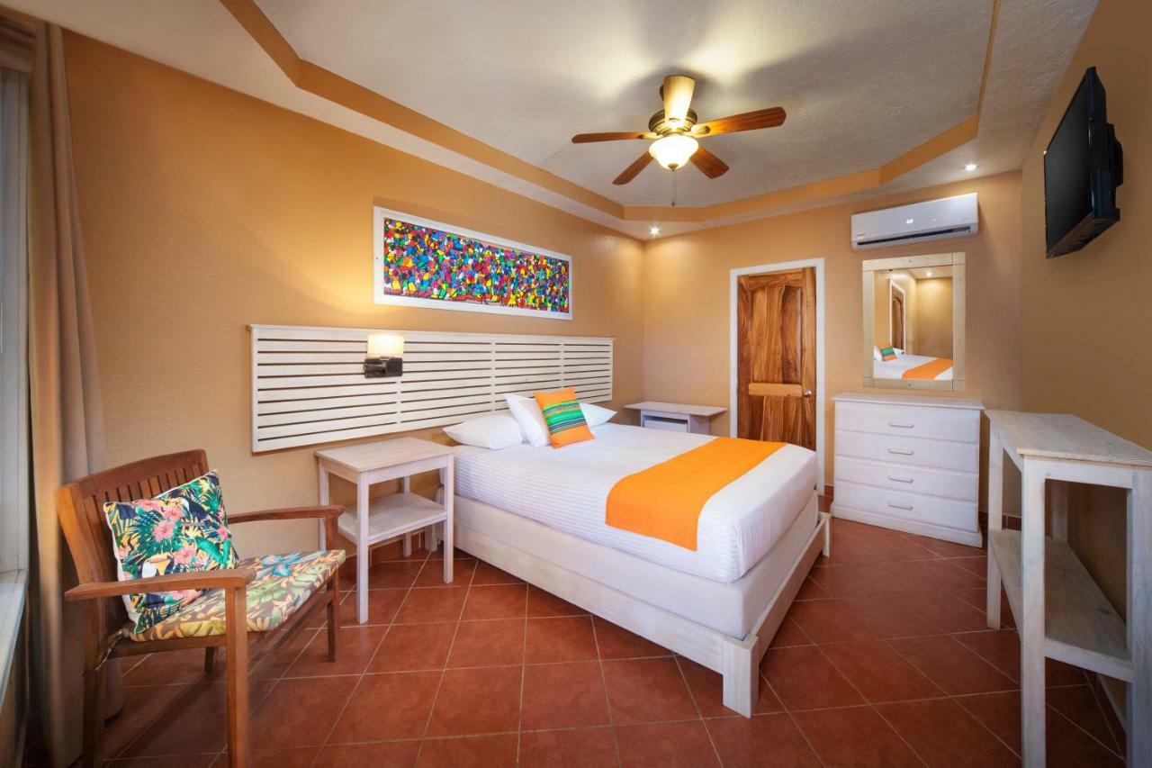 Mr. Tucan Hotel West End Ngoại thất bức ảnh